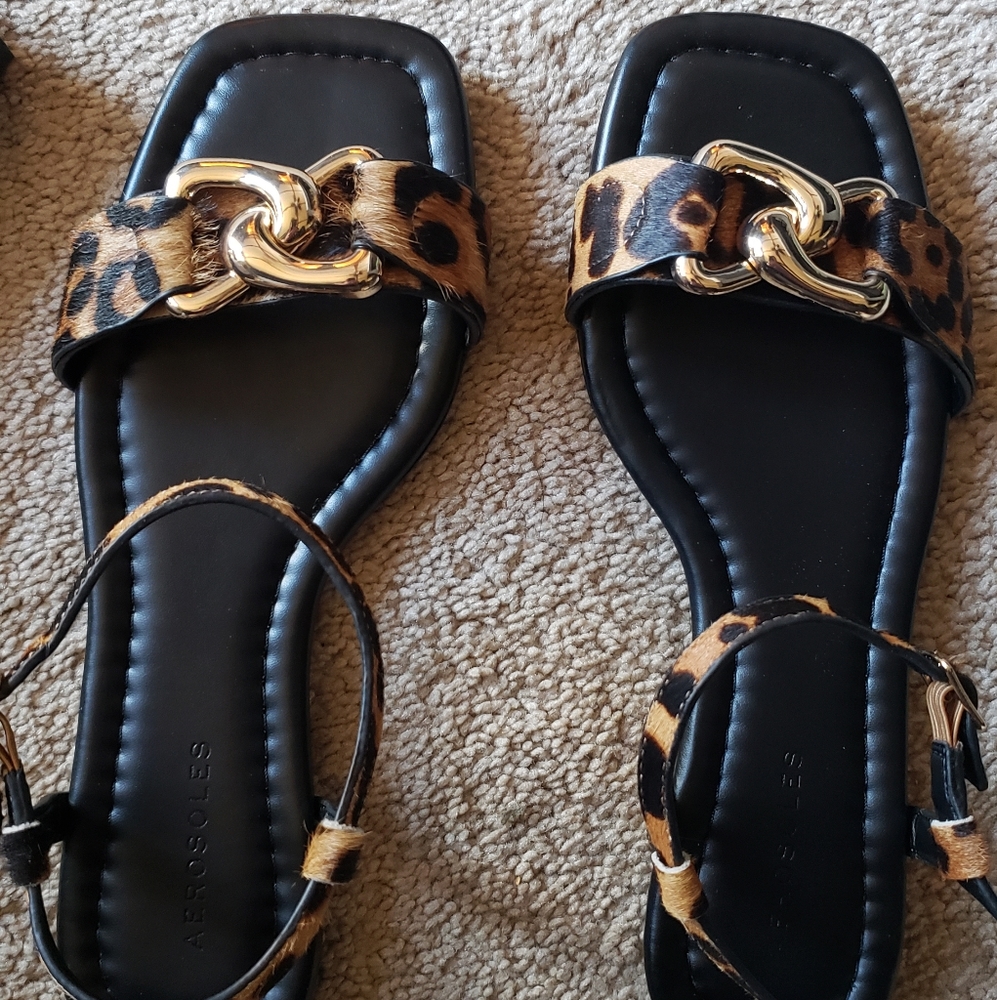 YOYO AEROSOLES LEOPARD
